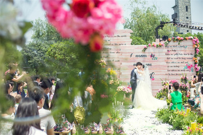 太倉婚慶策劃與服裝節的交融 當甜蜜儀式邂逅時尚盛宴